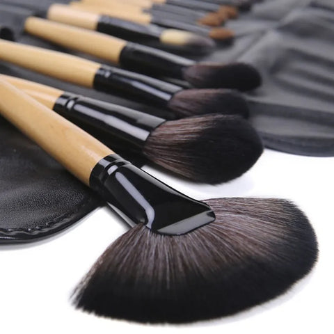 Bag Of 24 pcs Makeup Brush